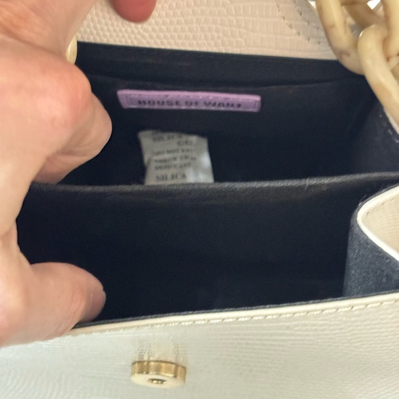 House of Want Vegan Leather Chain Strap bag - Picture 3 of 6